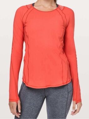 Lululemon SCULPT LONG SLEEVE
COLOUR: ARIES
SIZE 6